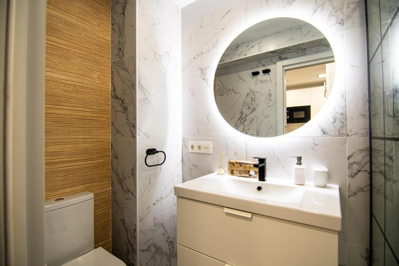 Apartment Puerto Marina - First Line Beach - Benalmadena - Malaga Ngoại thất bức ảnh